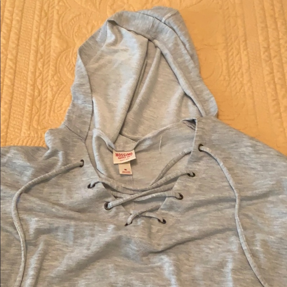 Mossimo light pullover - Picture 2 of 3